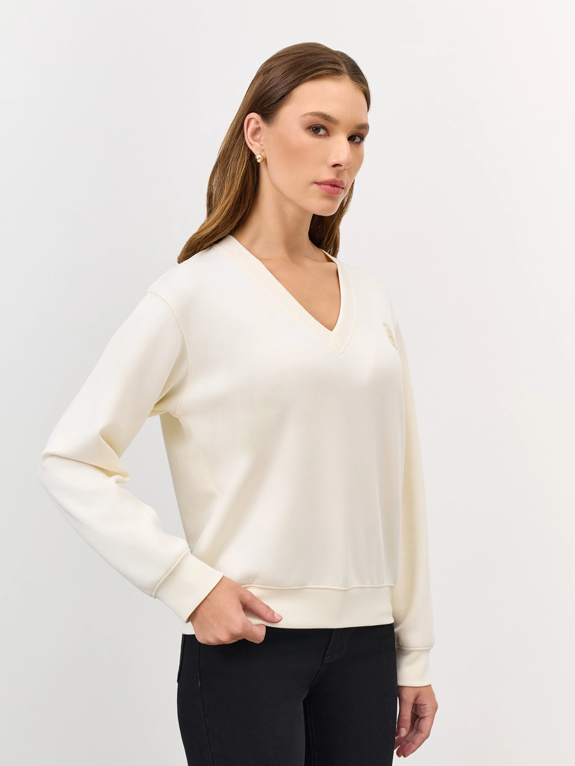 Джемпер из вискозы с V-образным вырезом