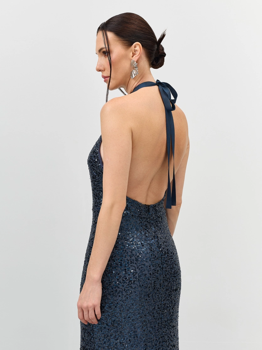 Нарядное платье с открытой спиной