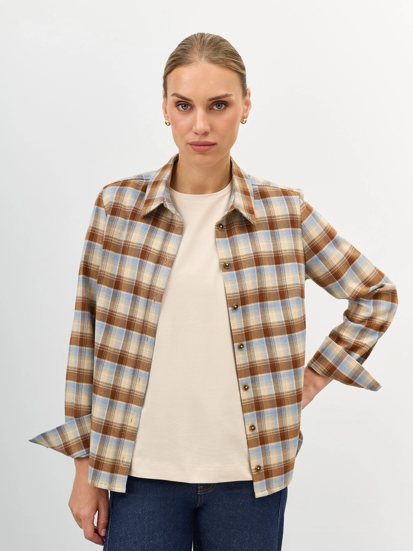 Рубашка в яркую клетку