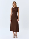 Платье-миди с асимметричным вырезом