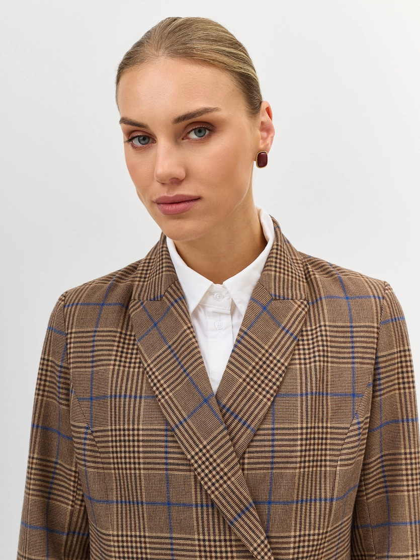Двубортный жакет в клетку