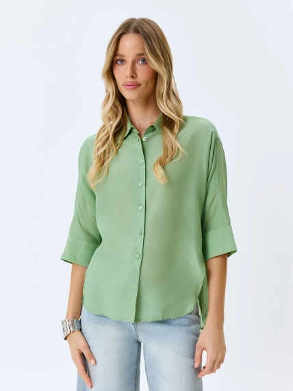 Воздушная блузка с укороченными рукавами