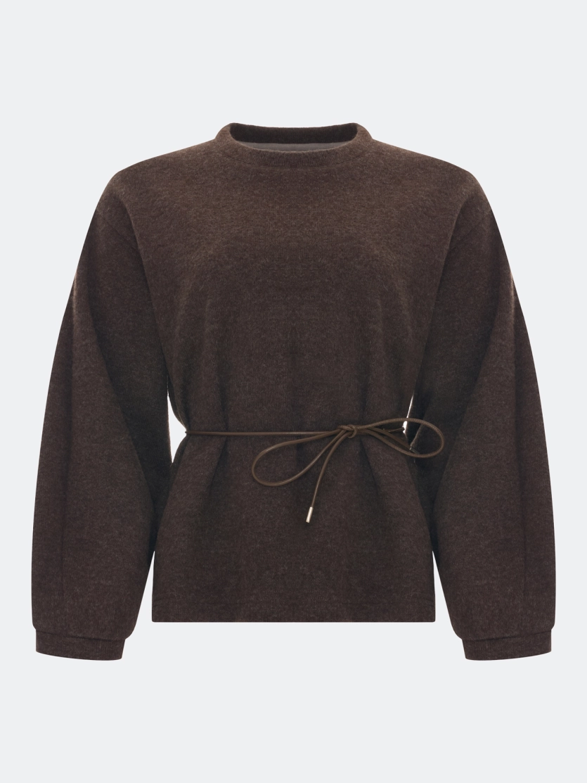 Теплый джемпер с тонким поясом