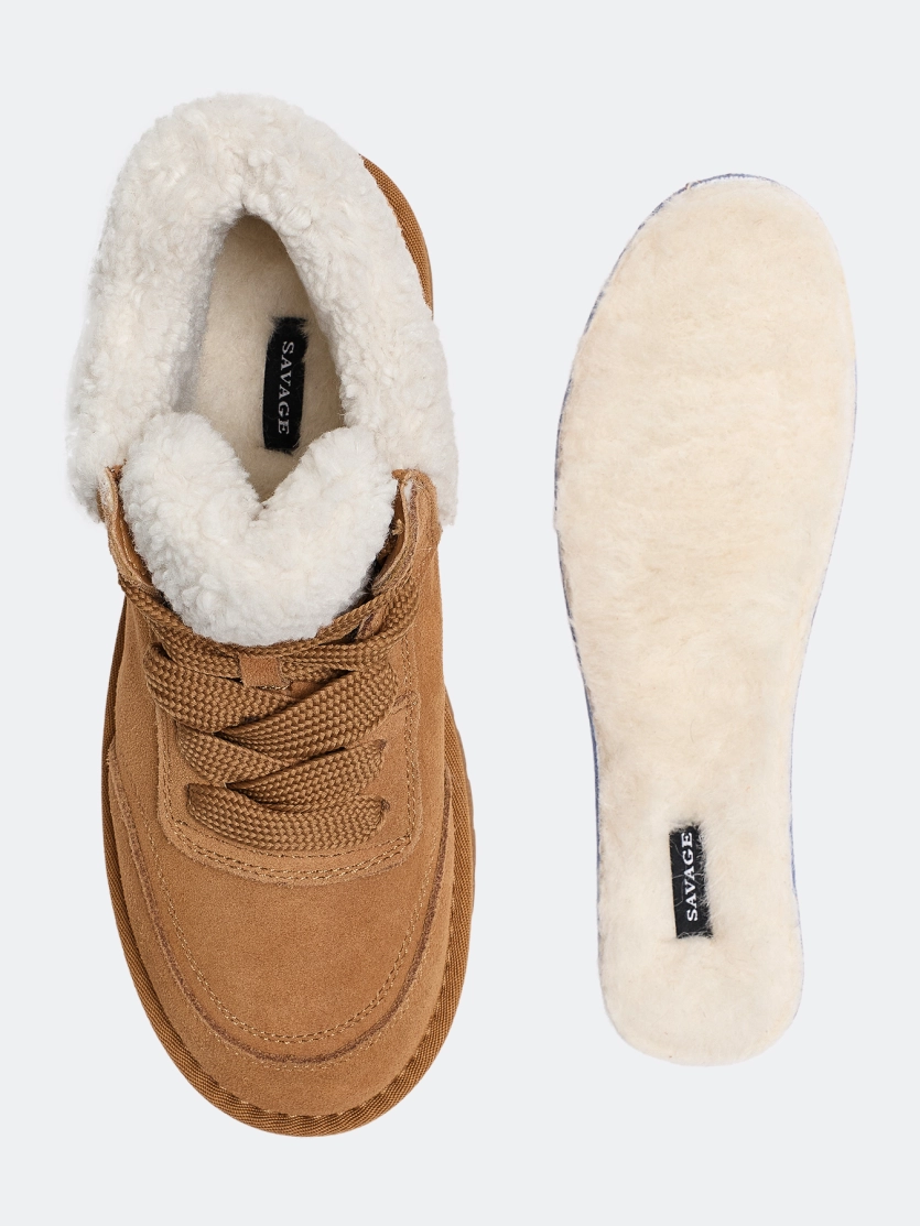 Замшевые кроссовки с мехом