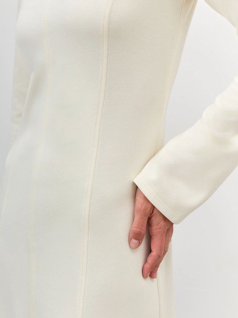 Платье-мини с рельефными швами