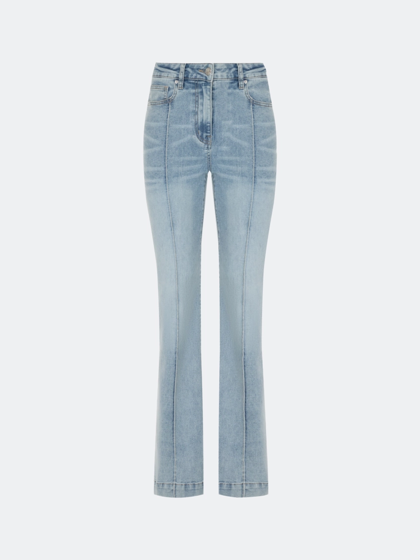 Джинсы bootcut с
акцентными стрелками