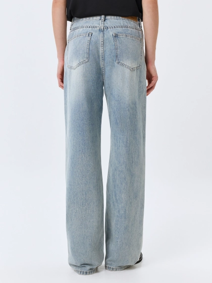 Свободные джинсы с деликатной варкой
