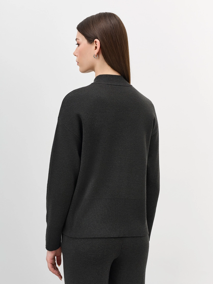 Свободный свитер с шерстью