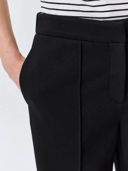 Трикотажные брюки со стрелками