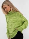 Меланжевый свитер с высоким воротником в цвете лайм