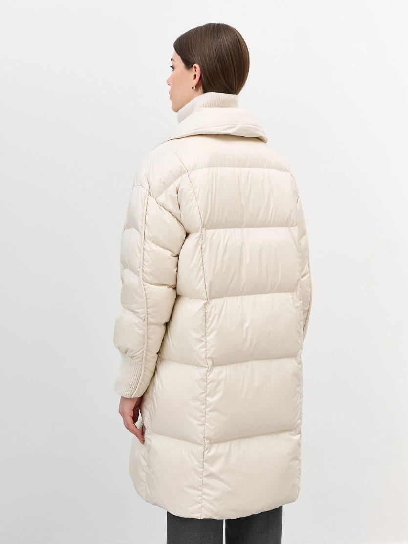 Пуховик на запах с трикотажной манишкой