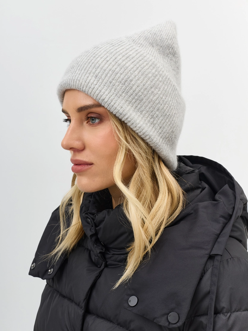 Шапка бини с широким отворотом