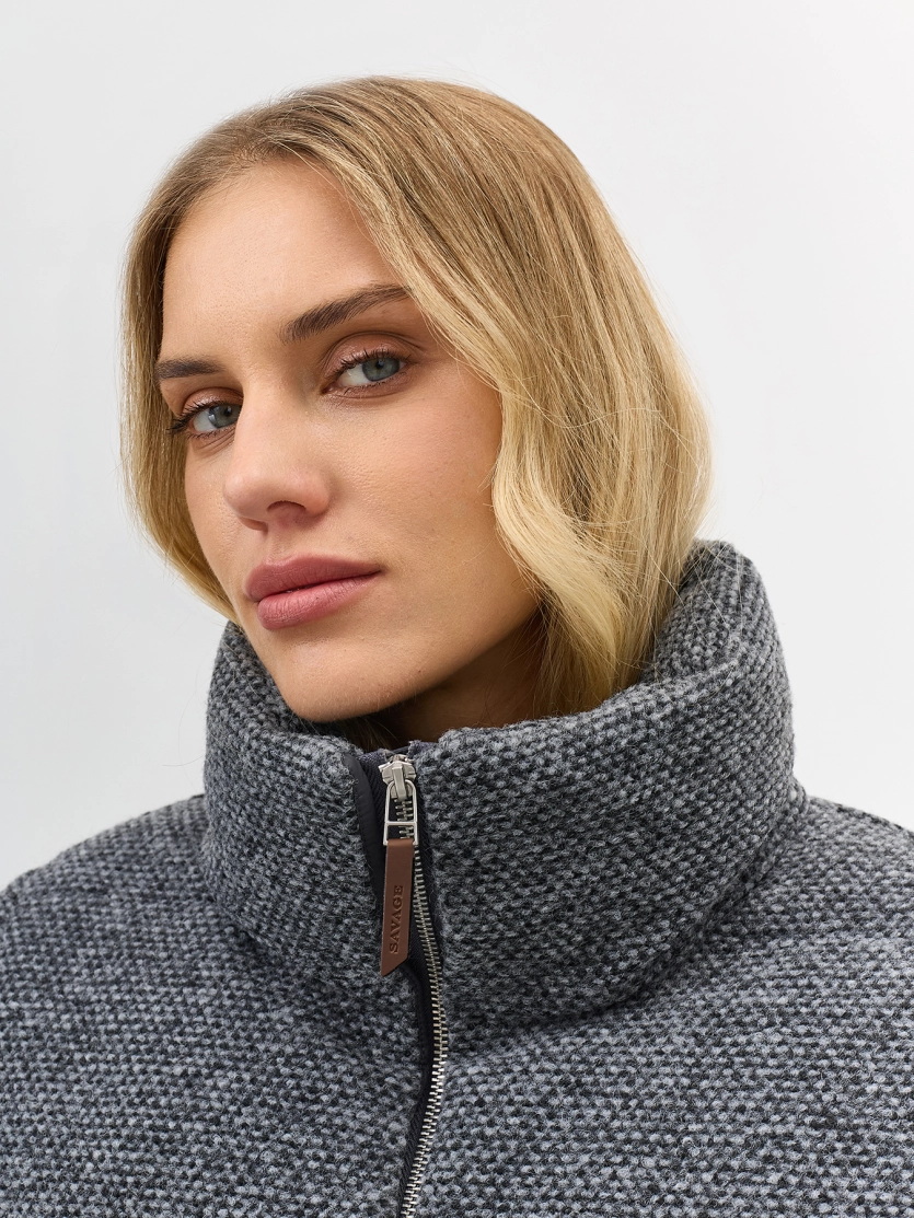 Минималистичная комбинированная куртка