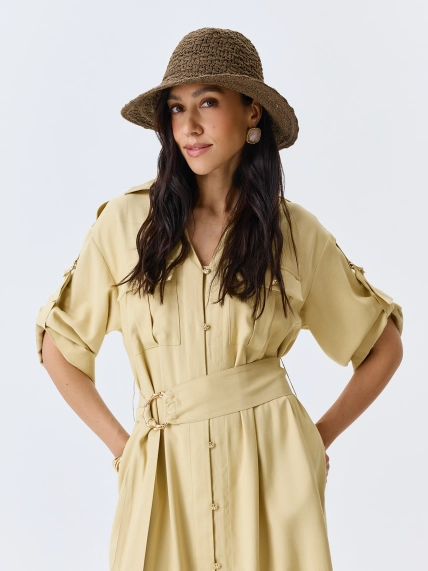 Плетеная шляпа с прямыми полями