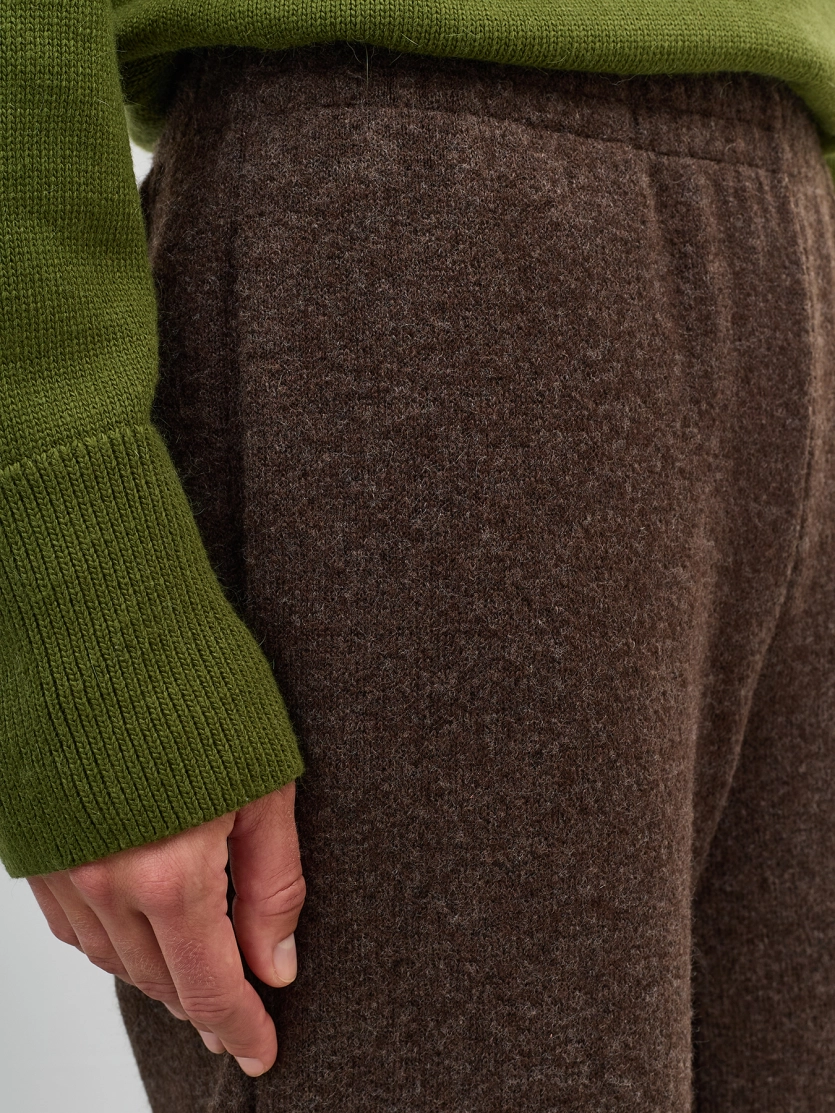 Теплые трикотажные брюки