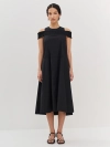 Хлопковое платье с акцентом на плечах