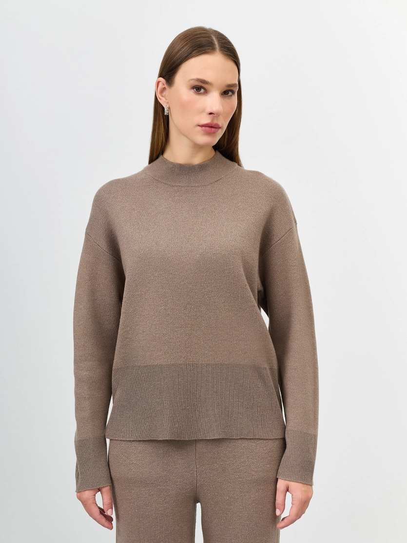 Свободный свитер с шерстью