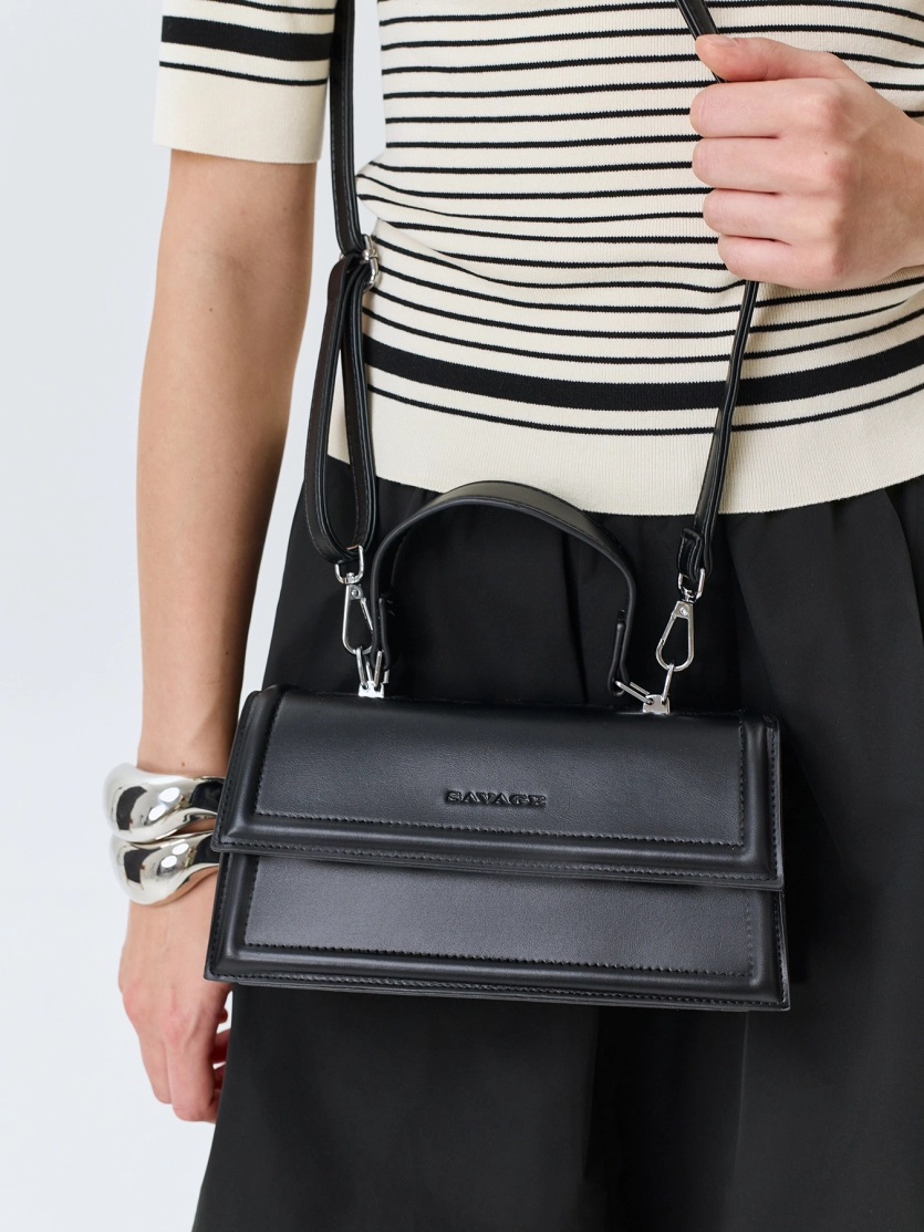 Сумка-багет из искусственной кожи