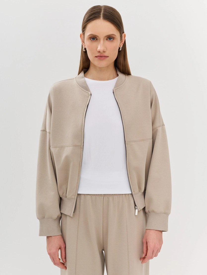 Трикотажный бомбер Oversize