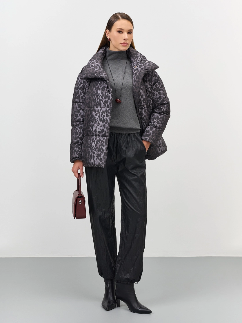 Джоггеры из фактурной ткани