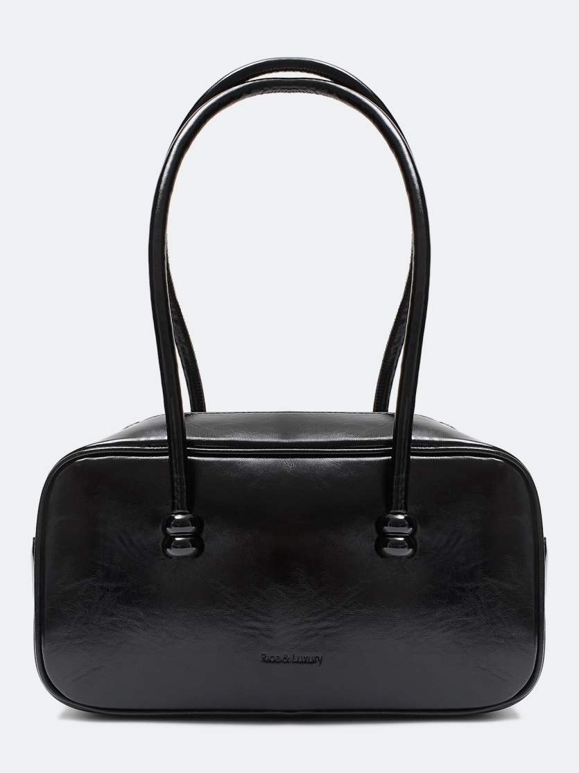 Сумка-багет из фактурной эко кожи