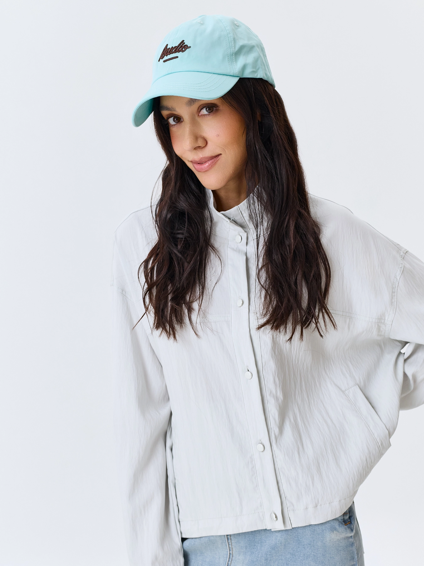 Яркая бейсболка с объемной вышивкой SAVAGE