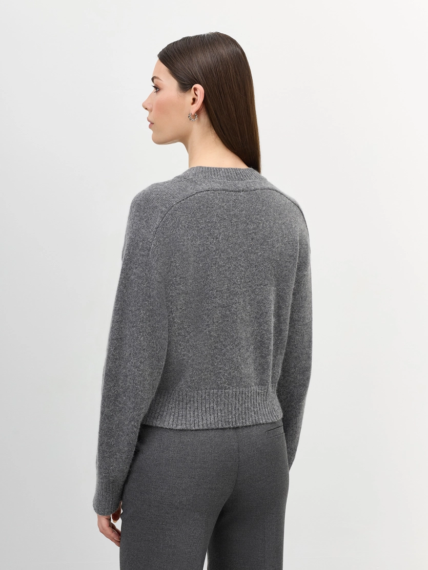 Пушистый джемпер с ангорой