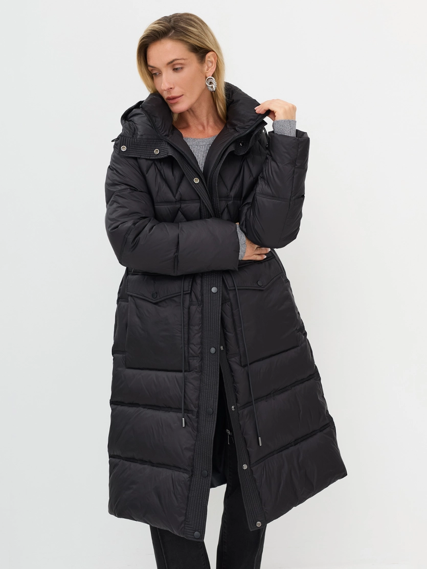 Удлиненная парка с фигурной стежкой