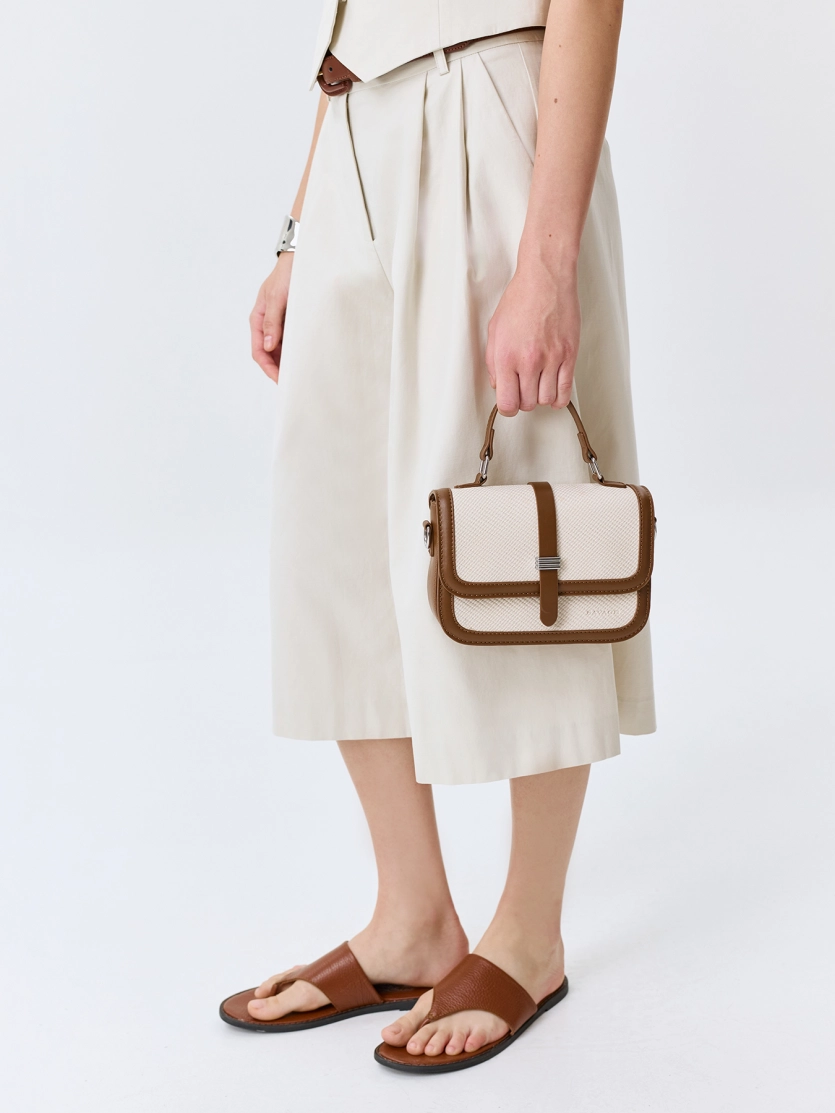 Контрастная сумка кроссбоди 