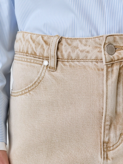 Бежевые джинсы с деликатной варкой