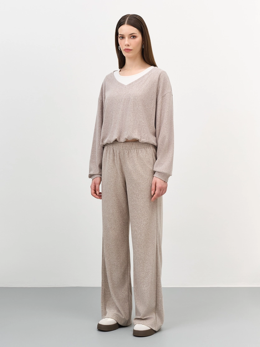 Брюки из фактурного трикотажа