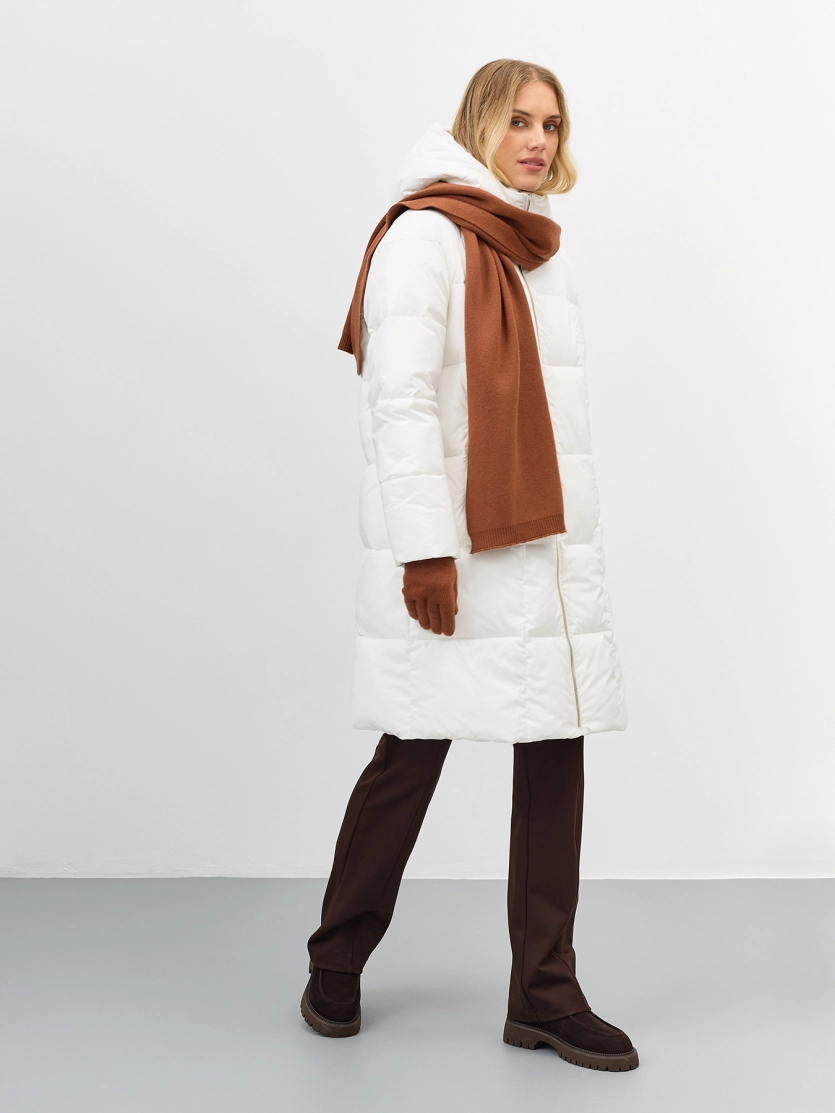 Теплое пальто с квадратной стежкой