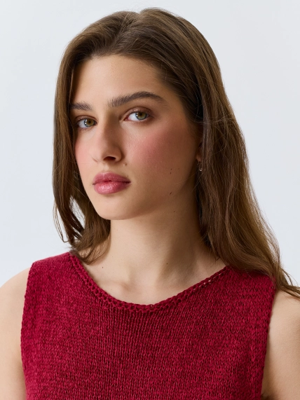 Асимметричный вязаный топ