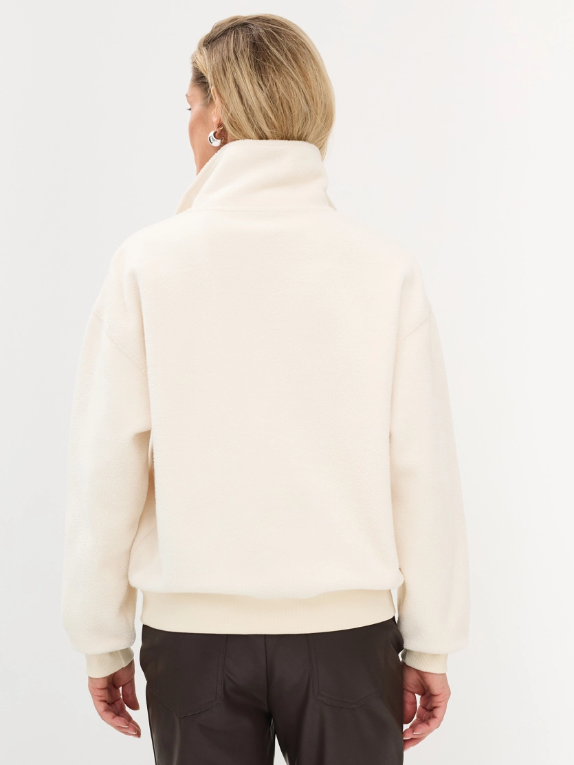 Oversize свитшот из искусственного меха