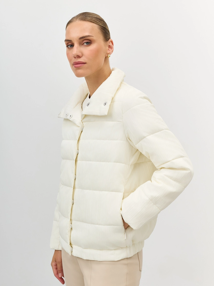 Oversize куртка из фактурной ткани