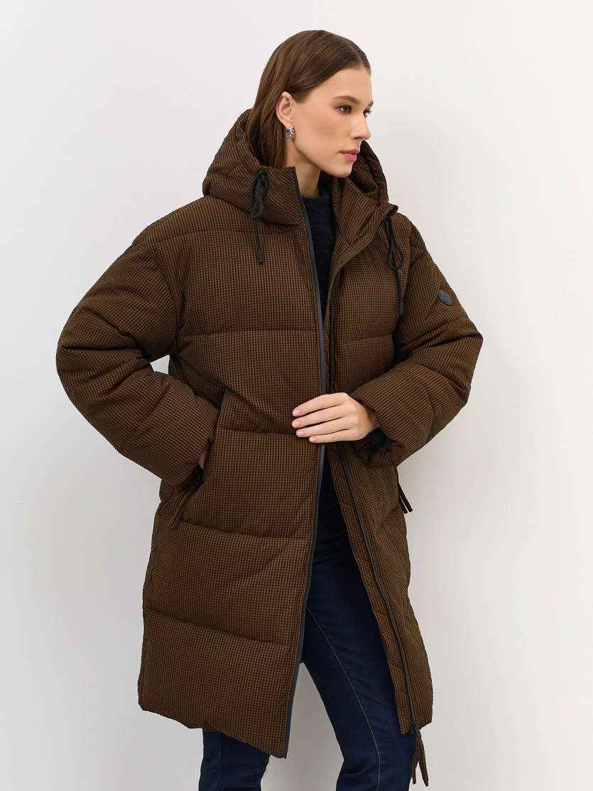 Пальто из фактурной ткани