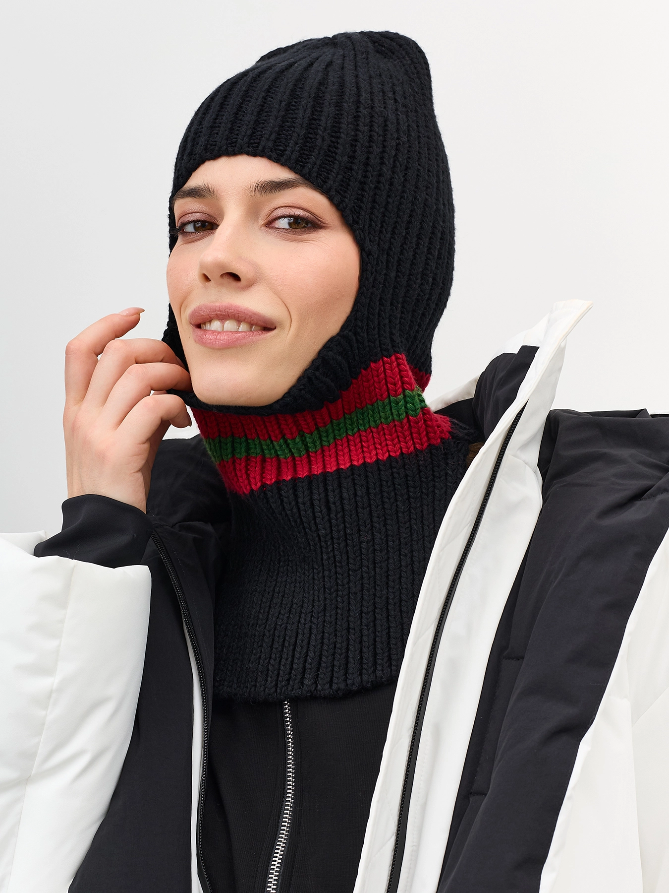 Балаклава с яркой полосой SAVAGE