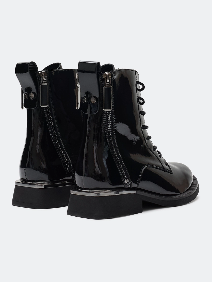 Лаковые ботинки из натуральной кожи