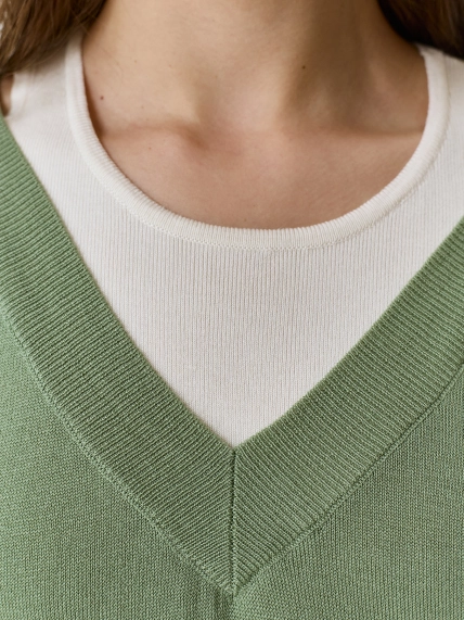 Джемпер с имитацией многослойности