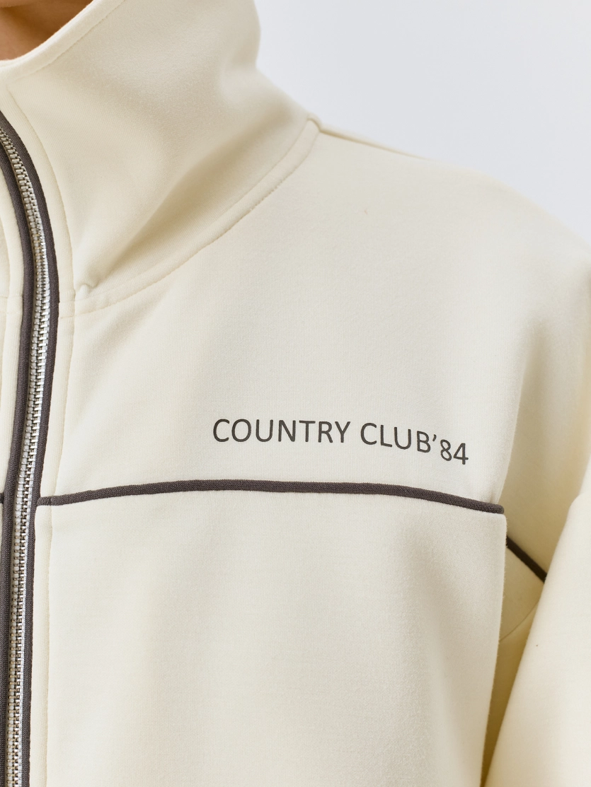 Трикотажный бомбер в спортивном стиле