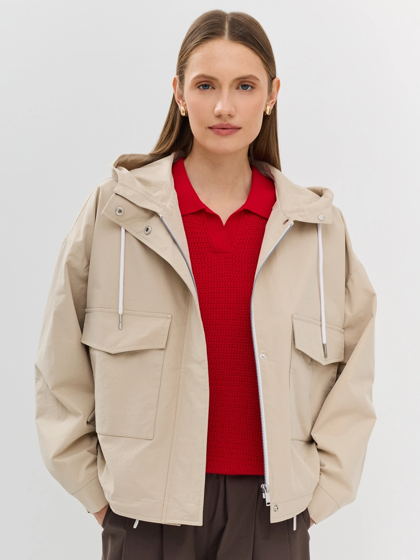 Ветровка в стиле "Casual" с капюшоном