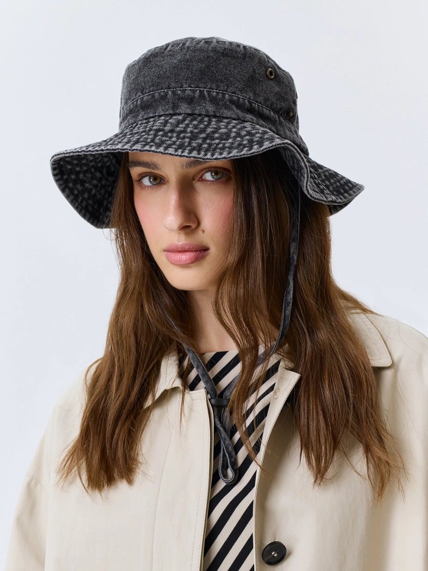 Джинсовая панама в стиле "сафари"