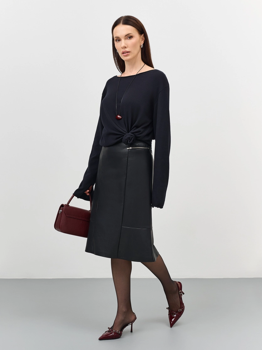 Юбка из экокожи с декоративными молниями