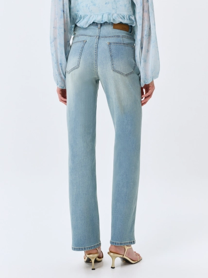 Классические джинсы с деликатной варкой