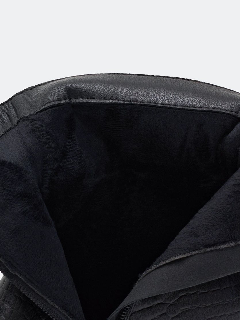 Высокие ботинки из фактурной кожи