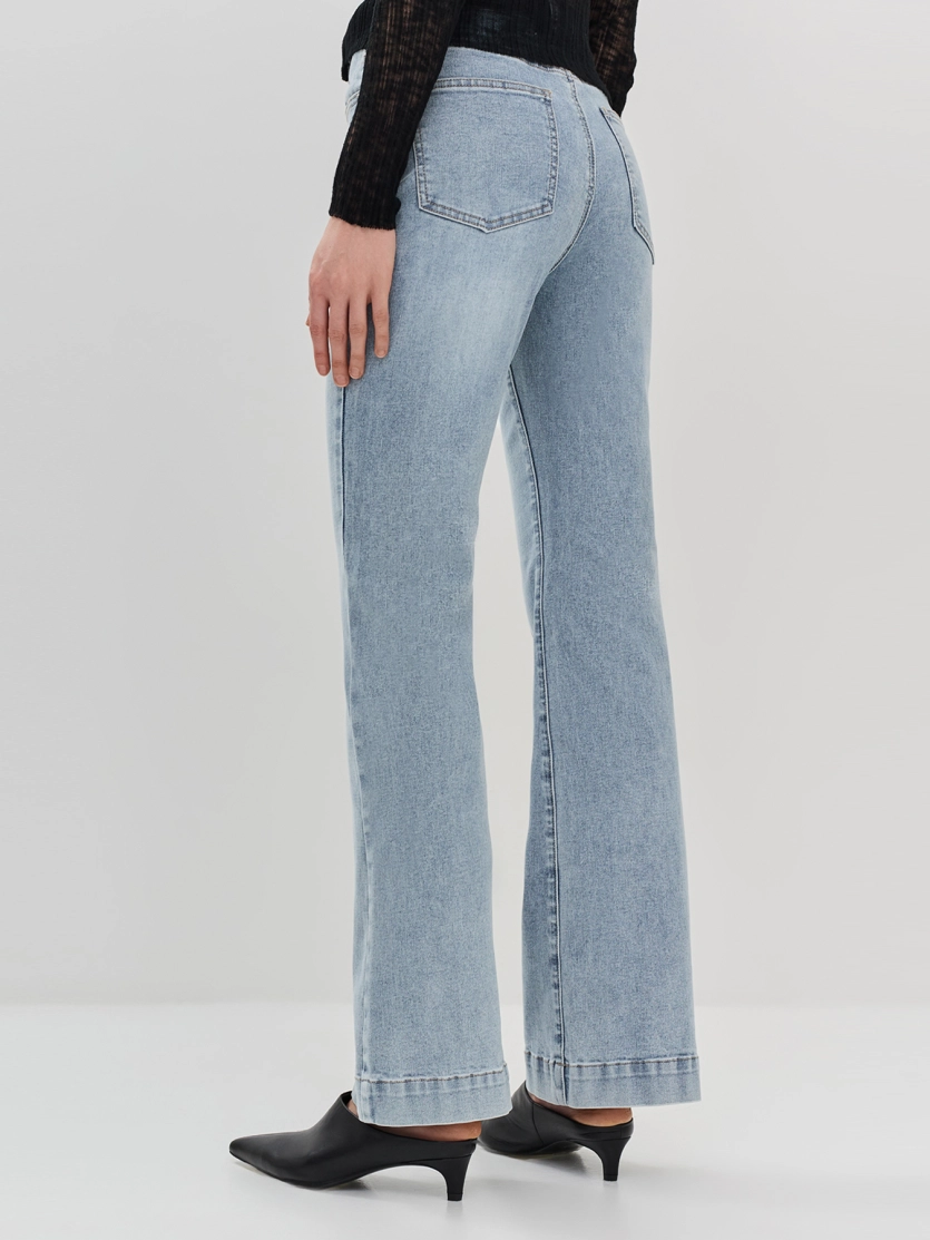 Джинсы Bootcut со стрелками