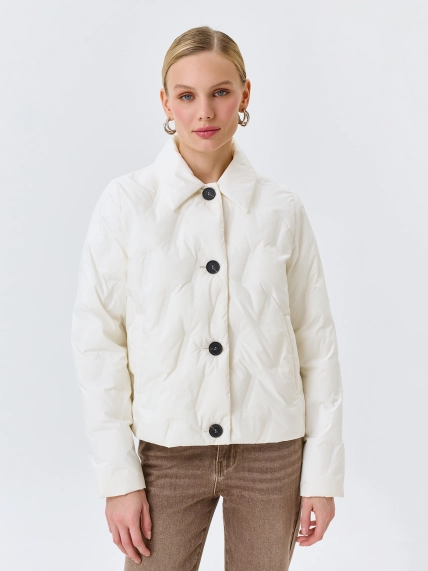 Стеганый жакет с контрастными пуговицами