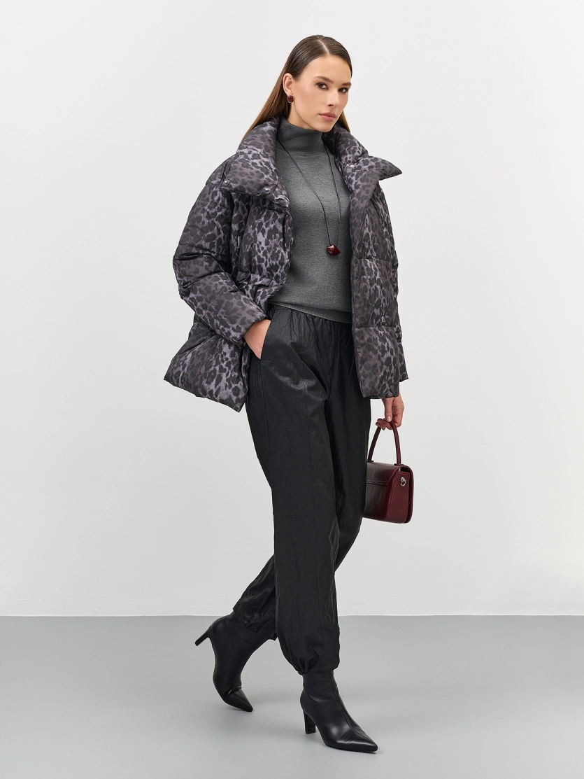 Джоггеры из фактурной ткани