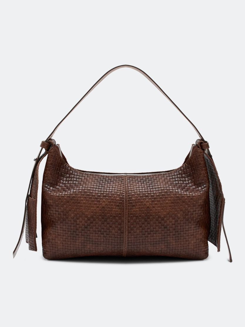 Сумка-багет из фактурной эко кожи