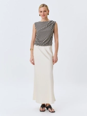 Сатиновая юбка из смесовой вискозы